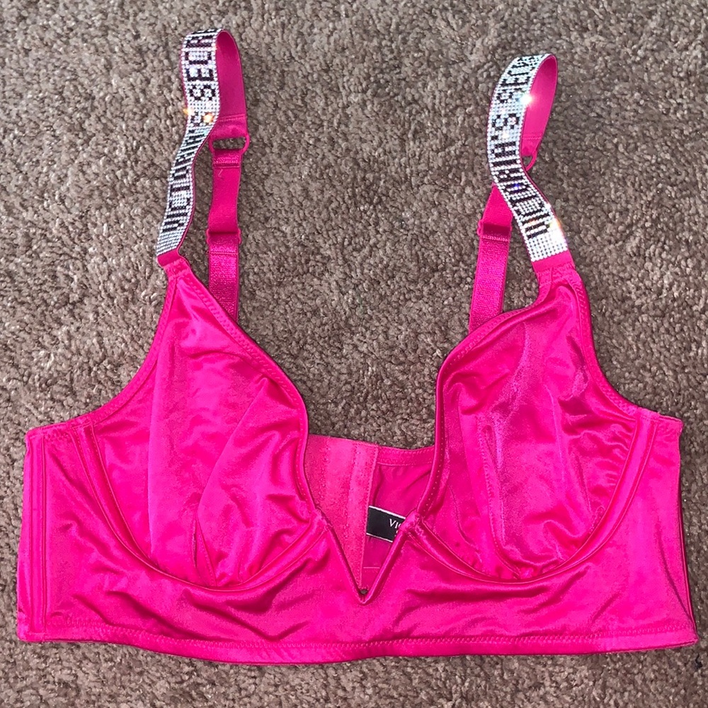 Victoria’s Secret Shine Strap Bralette NWOT
